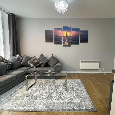 Exquisite 2BR Flat near Central Train Station Glasgow Extérieur photo