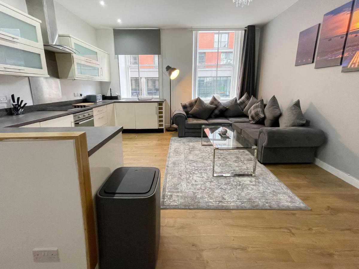 Exquisite 2BR Flat near Central Train Station Glasgow Extérieur photo