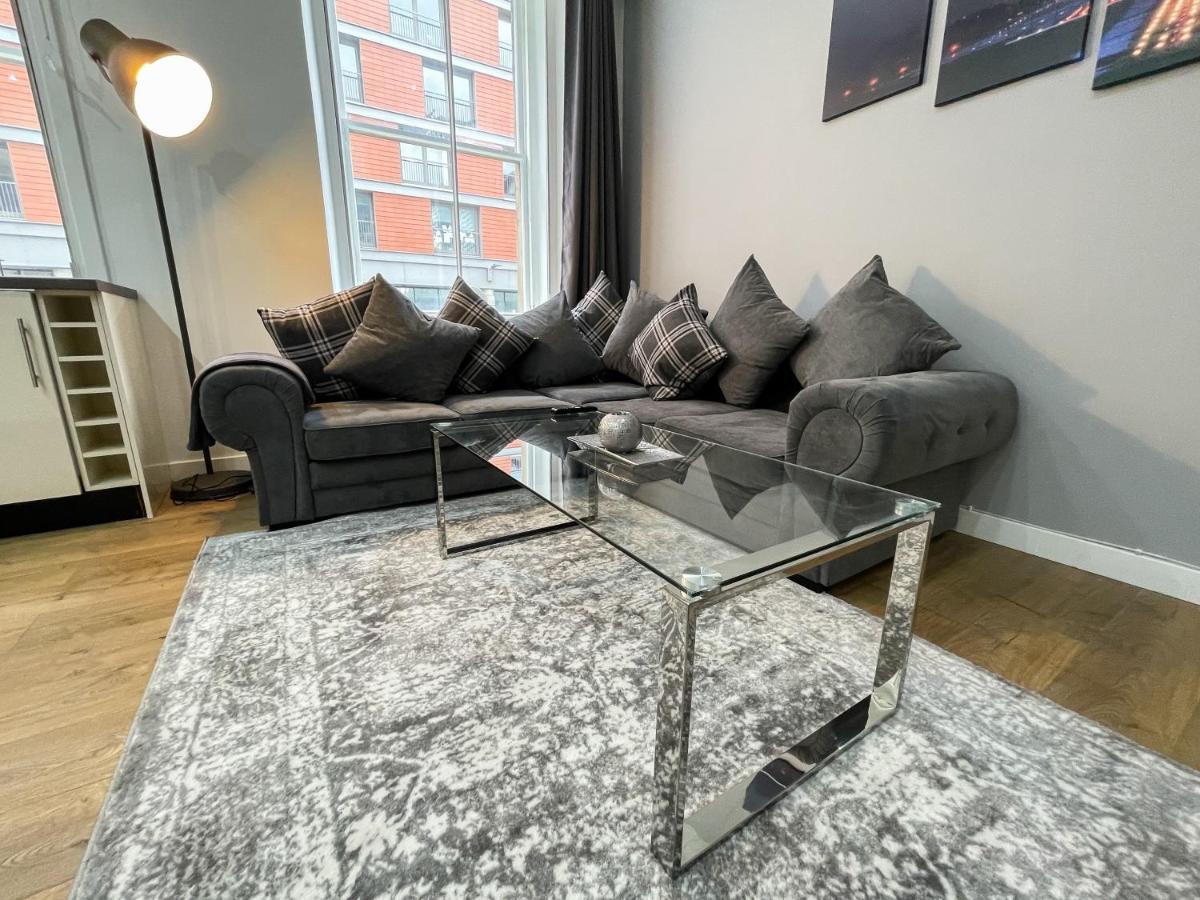 Exquisite 2BR Flat near Central Train Station Glasgow Extérieur photo