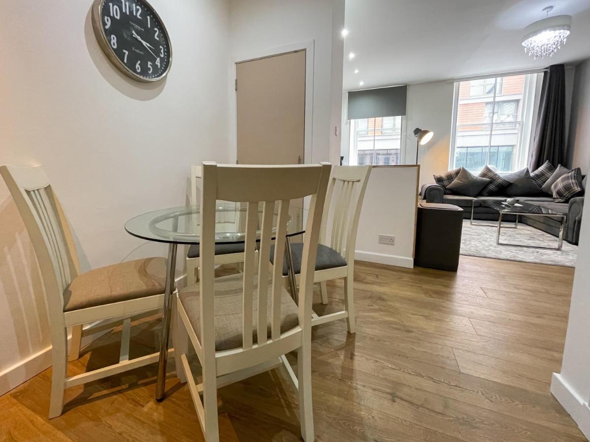 Exquisite 2BR Flat near Central Train Station Glasgow Extérieur photo